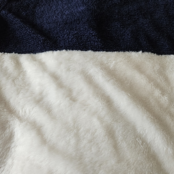 Boxercraft Fuzzy Fleece Pullover NWT - Picture 10 of 11